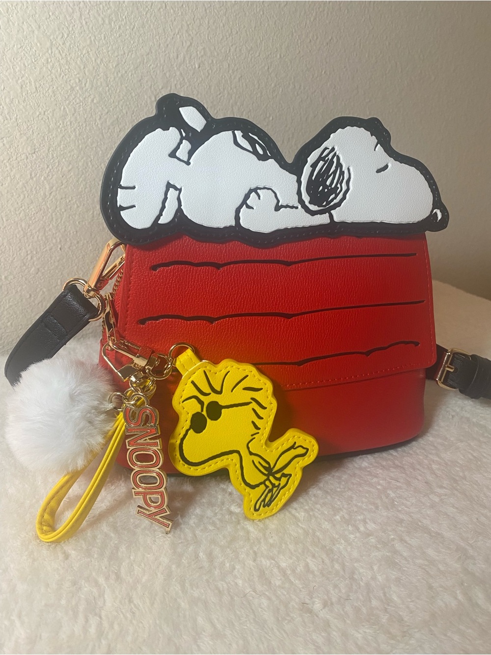 Peanuts - Red Snoopy Crossbody Bag with Woodstock Charm.
